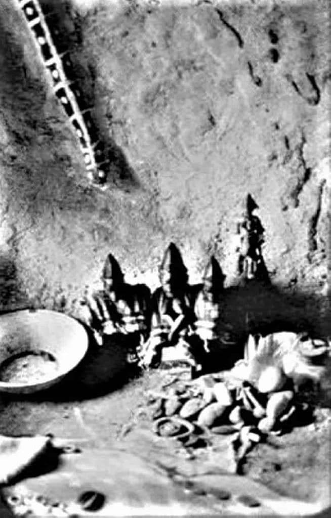 Objetos Djenebele de adivinación